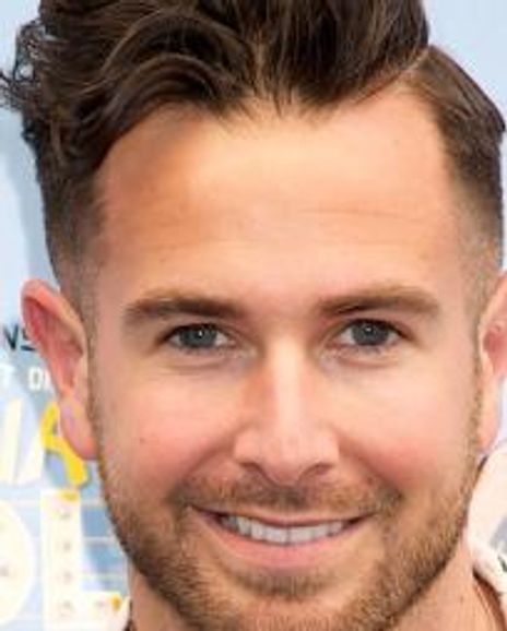 Aaron Renfree Headshot