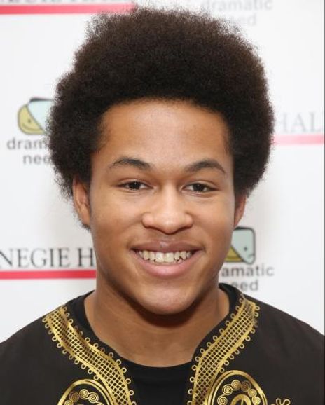 Sheku Kanneh-Mason Headshot