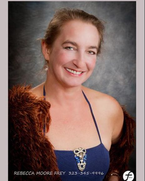 Rebecca Moore Frey Headshot