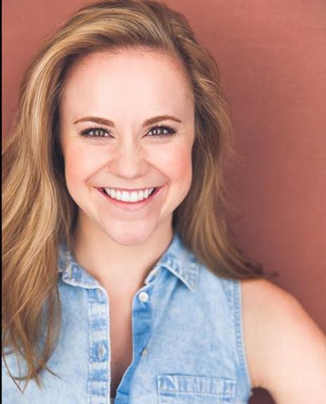 Briana Fallon Headshot