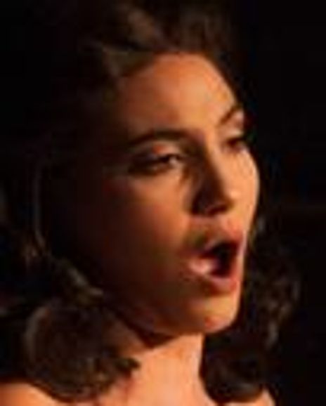 Amanda Perera Headshot