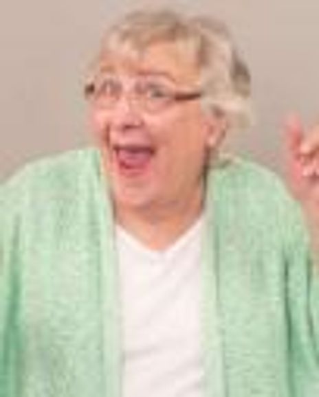 Julia Scotti Headshot