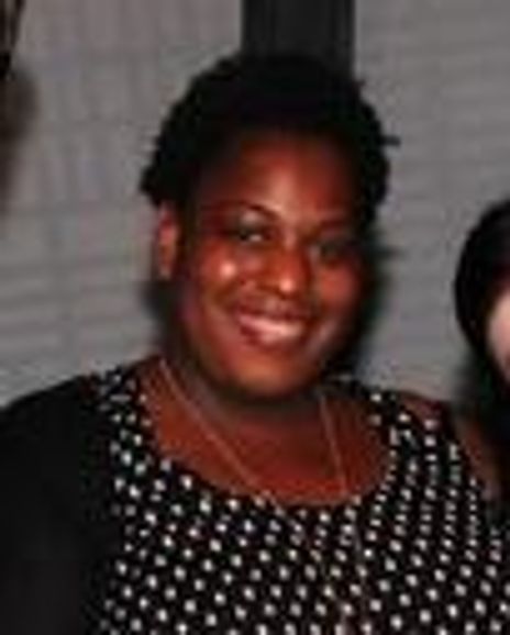 Antionette Mullins Headshot