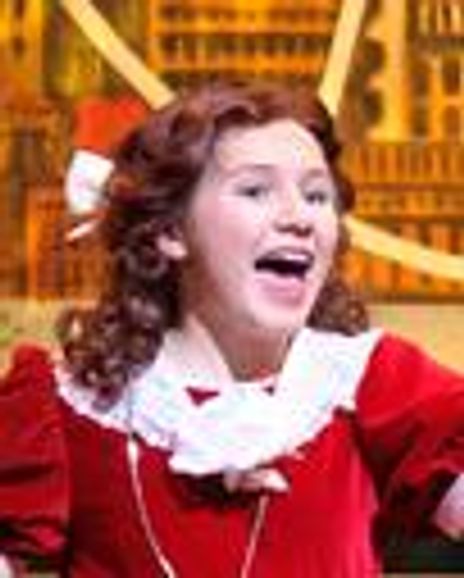 Eloise Feld Headshot