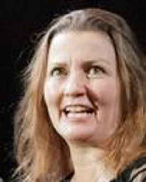 Kathryn Hamilton Hall Headshot