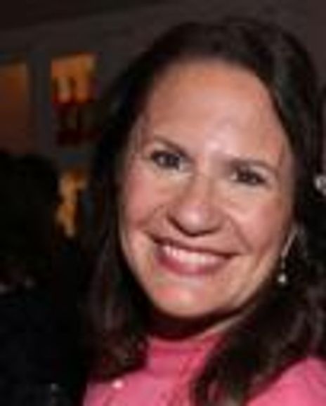 Lauren Young Headshot