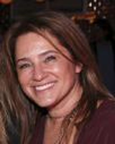 Aryn Tepper Headshot