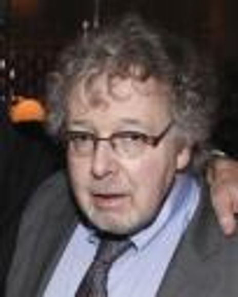 Stephen Kramer Headshot