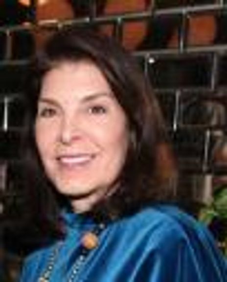 Kim Seybert Headshot