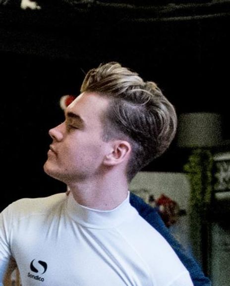 Lewis Easter Headshot