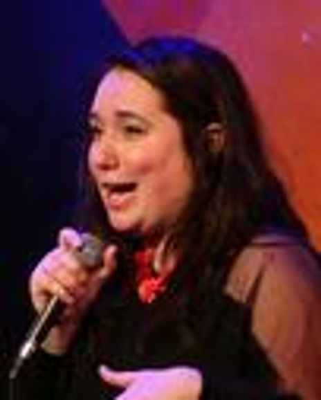 Liza Treyger Headshot