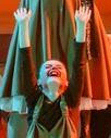 Evie Merrill Headshot