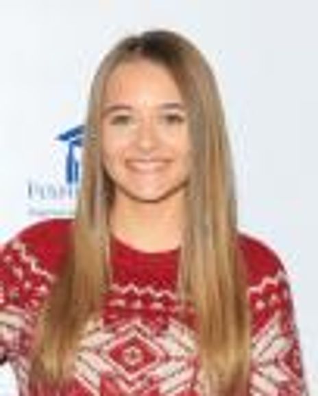 Reylynn Caster Headshot