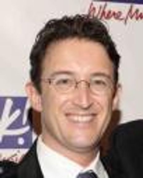 Evans Halle Headshot