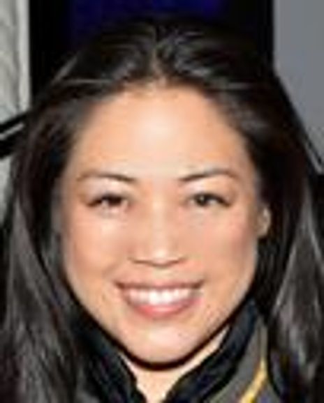 Lisa Sun Headshot