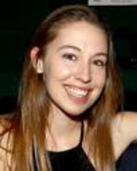 Mona Pirnot Headshot