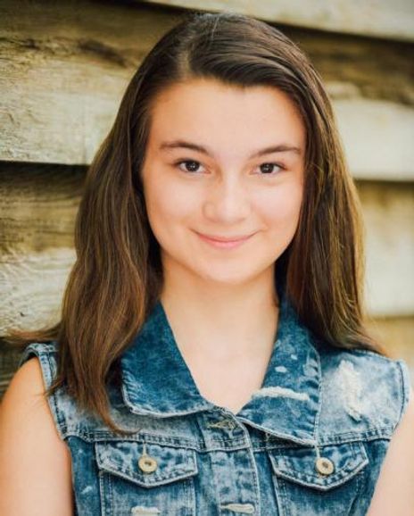 Olivia Yagy Headshot