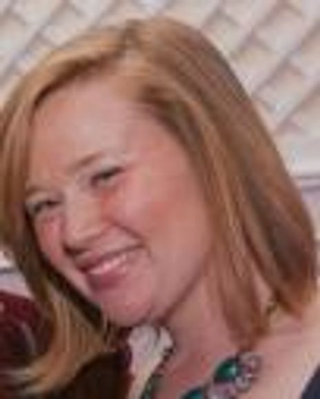 Ashley Davis Headshot