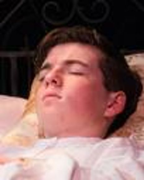 Tyler Groshong Headshot