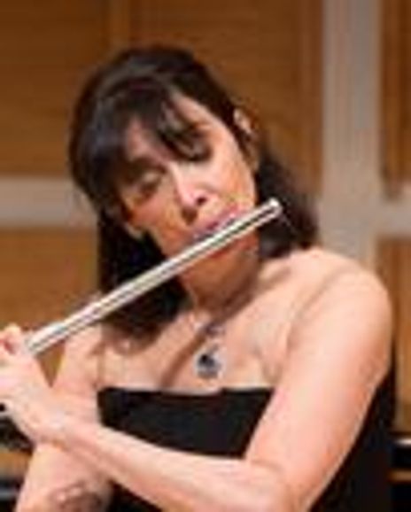 Elizabeth Mann Headshot