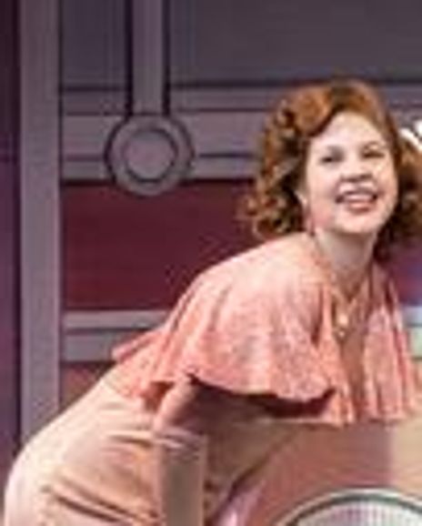 Elena Glass Headshot