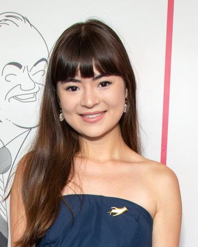 Anna Zavelson Headshot