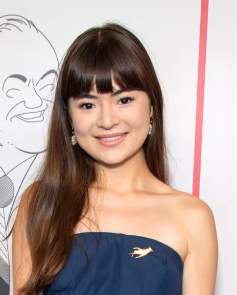 Anna Zavelson Headshot