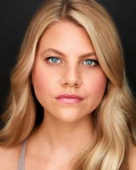 Kelsey Lea Jones Headshot