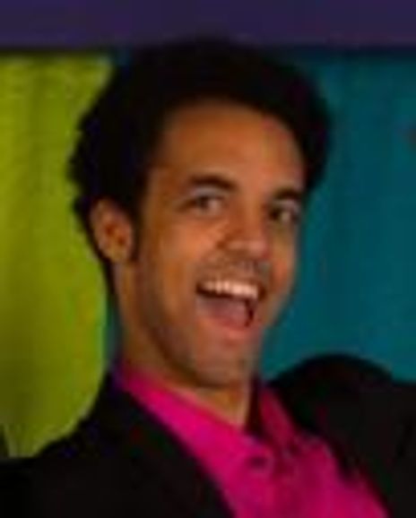 Aaron Green Headshot