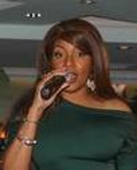 Raquel Williams Headshot