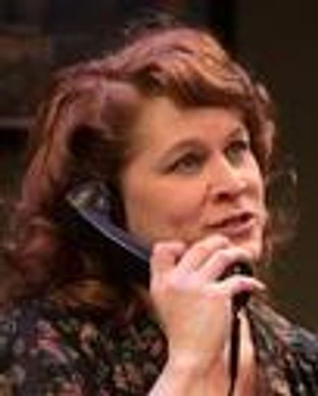 Cinnamon Schultz Headshot