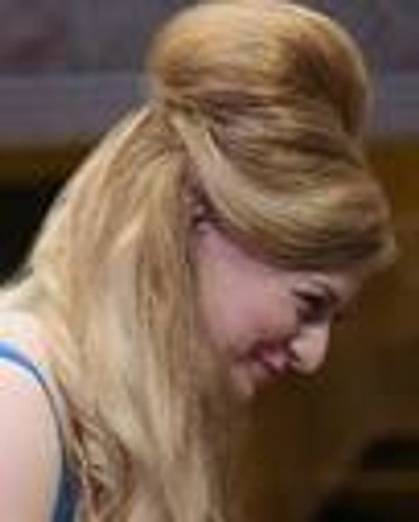 Julie Adamo Headshot