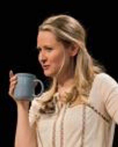 DeAnna Lenhart Headshot