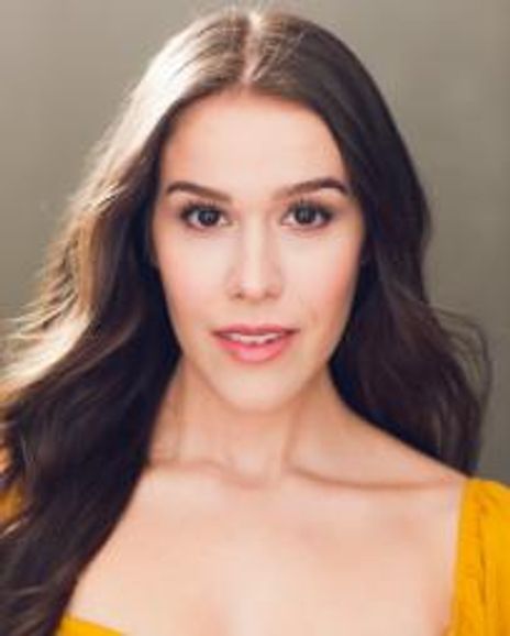 Carly Wheeler Headshot