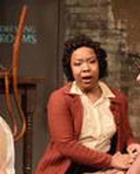 Lynnette Freeman Headshot