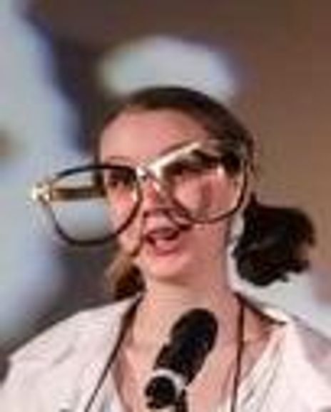 Lulu Pentecost Headshot