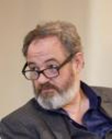 Robin Kingsland Headshot