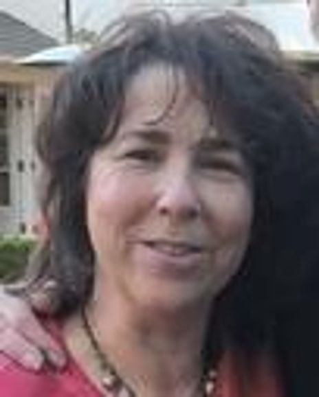 Aimee Ginsburg Bikel Headshot