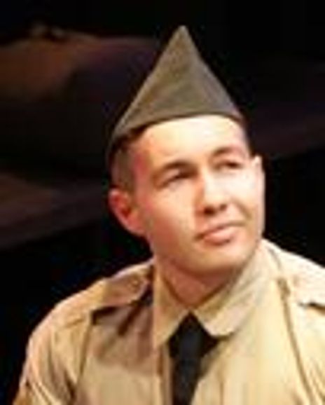 Jordan Schneider Headshot