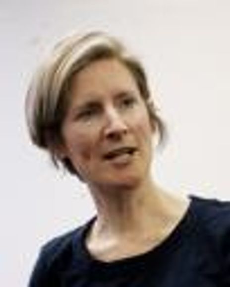 Esther Richardson Headshot