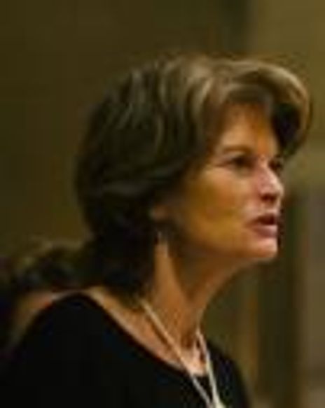 Lisa Murkowski Headshot