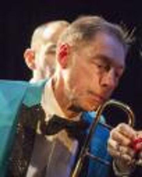 Peter Zummo Headshot