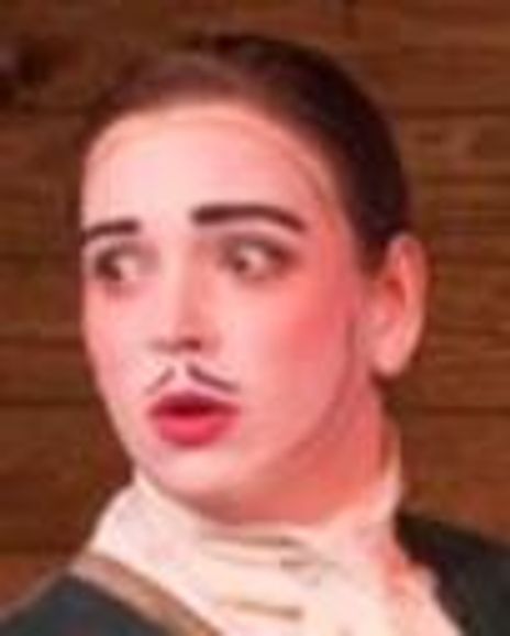 Laura Gregory Headshot