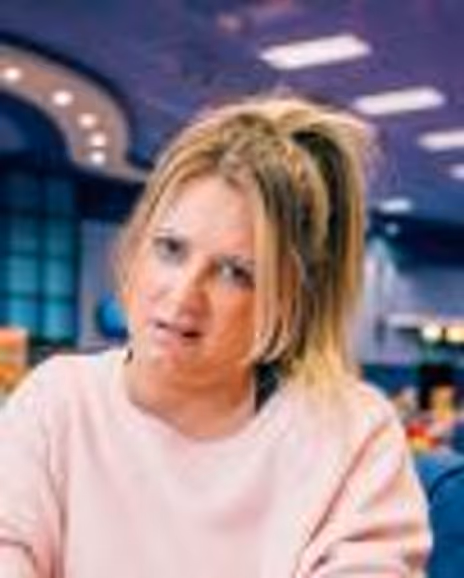 Louise McCarthy Headshot