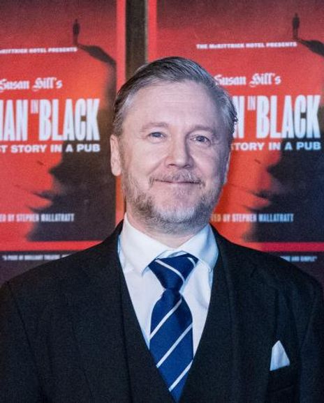 Simon Hedger Headshot