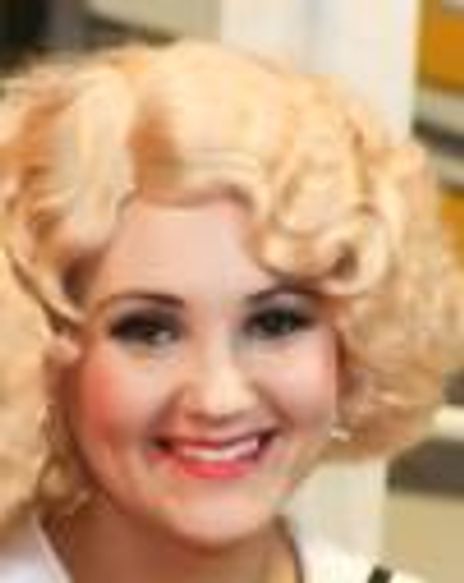 Michelle Sauer Headshot