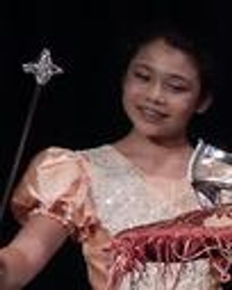 Emily Singer Headshot