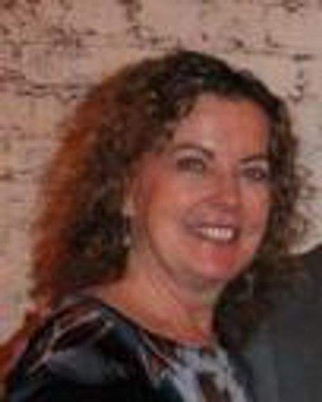 Linda Habjan Headshot