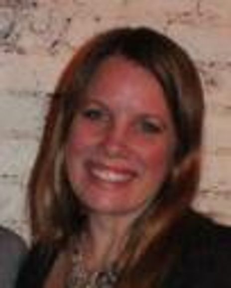 Carrie Blomquist Headshot