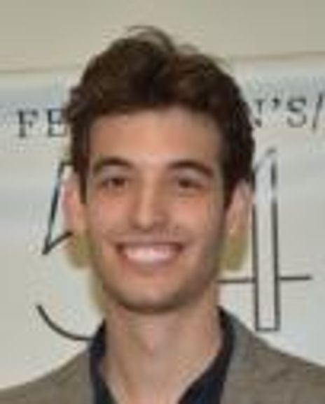 Clay Singer Headshot